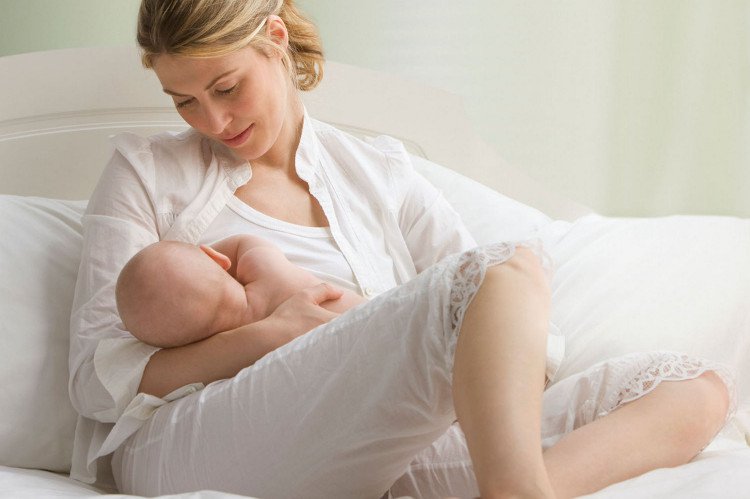 16 lợi ích của việc nuôi con bằng sữa mẹ