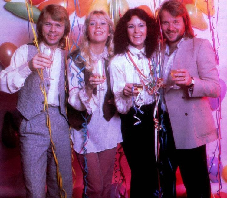 5 điều bạn chưa biết về bài hát Happy New Year của ABBA