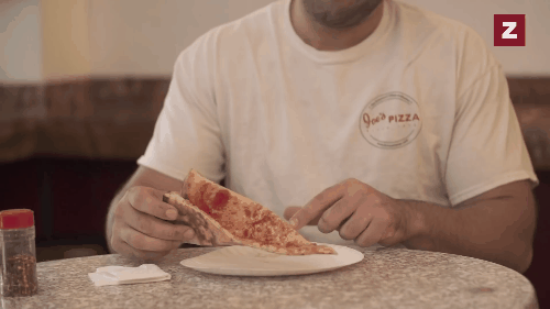 90% chúng ta đang không biết ăn pizza đúng cách