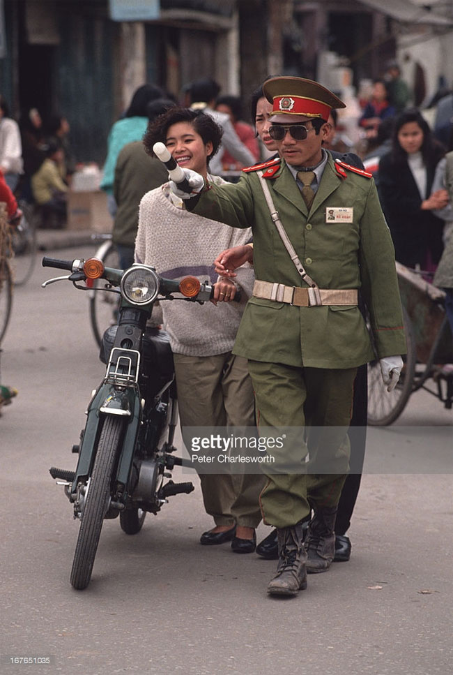 Ảnh không đụng hàng về Hà Nội năm 1992