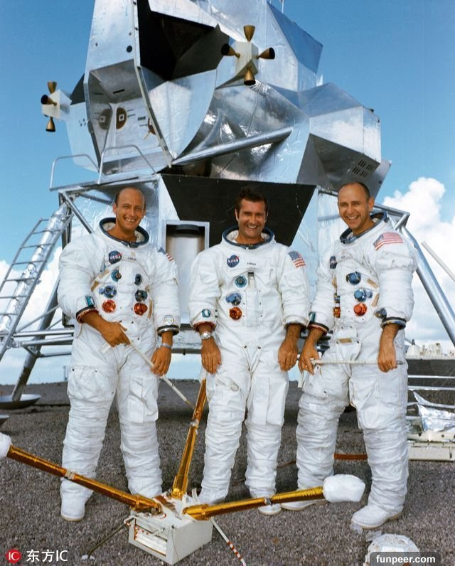Ảnh sứ mệnh Apollo 12 quý báu vừa công bố của NASA