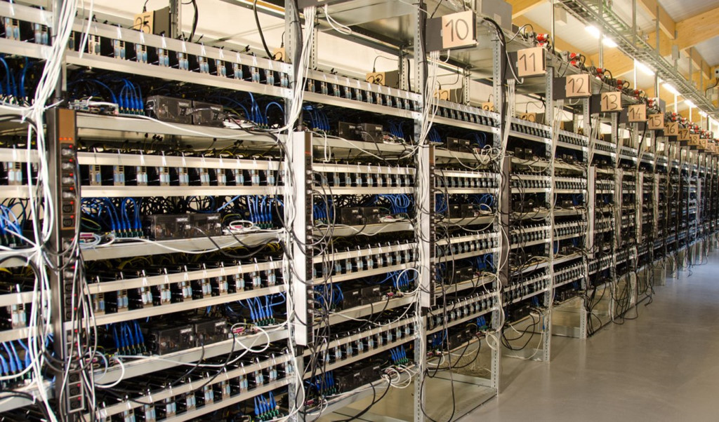 Ảnh thực tế mỏ khai thác tiền ảo bitcoin tại Iceland