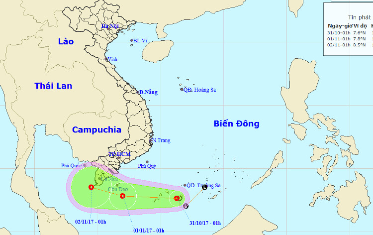 Áp thấp nhiệt đới trên biển Đông gây mưa ở Trung Bộ và Nam Bộ