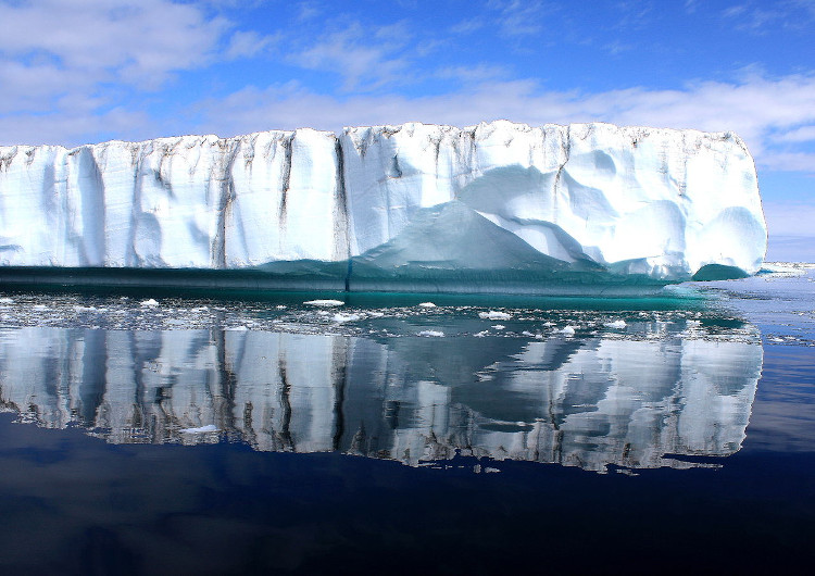 Băng tại Greenland không ngừng tan chảy
