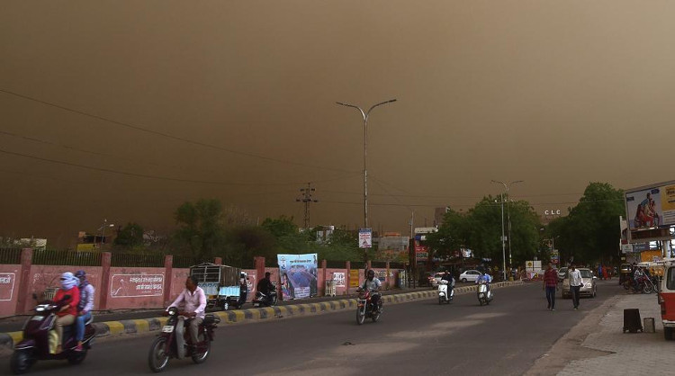 Bão cát kinh hoàng nuốt chửng Tây Bắc Ấn Độ, hơn 80 người thiệt mạng