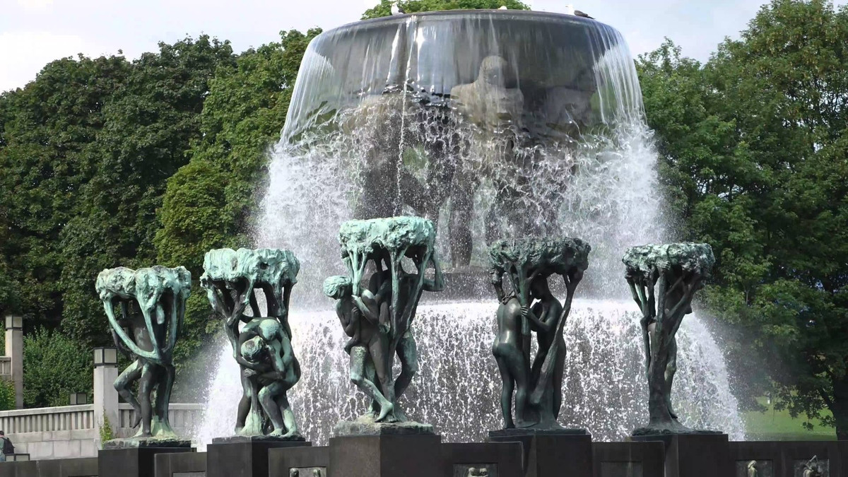 Bên trong công viên tượng khỏa thân lớn nhất thế giới