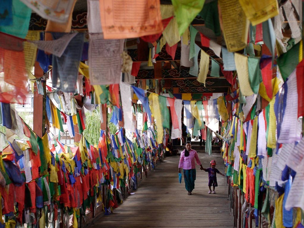 Bhutan - Quốc gia Phật giáo hạnh phúc nhất thế giới