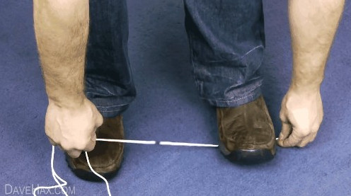 Bí kíp sinh tồn: Cách cắt dây thừng khi không có dao kéo