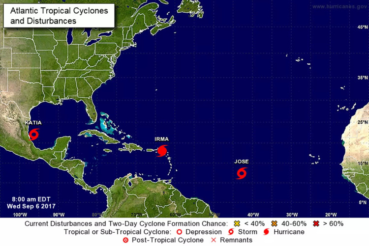 Bộ ba siêu bão đang hoành hành dữ dội trên Đại Tây Dương