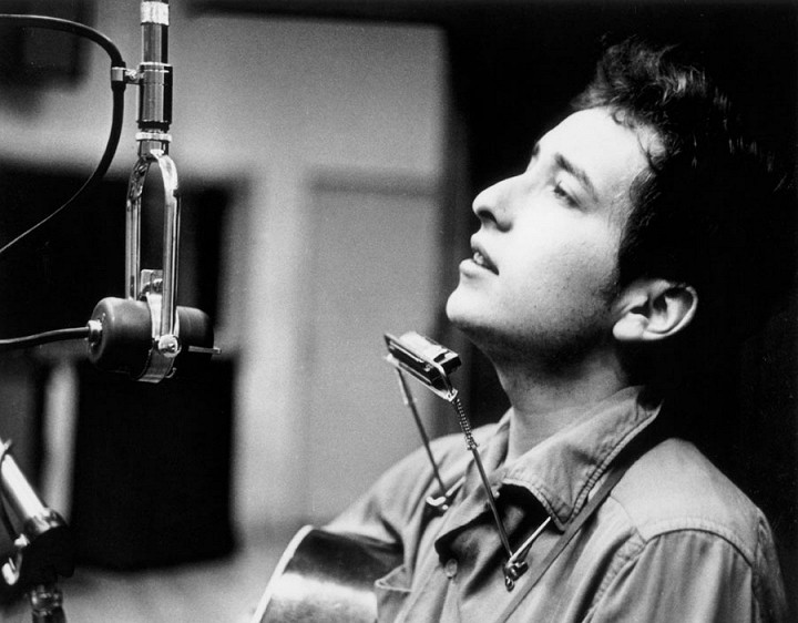 Ca sĩ, nhạc sĩ Bob Dylan giành giải Nobel Văn học 2016