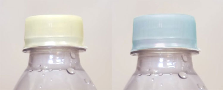 Chai nhựa thông minh thay đổi màu sắc khi nước hết hạn