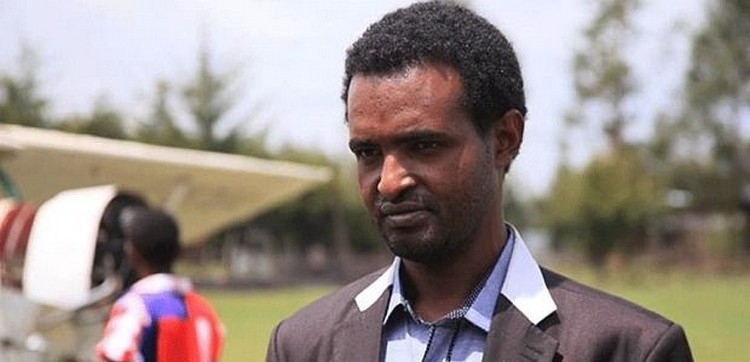 Chỉ nhờ xem video trên YouTube, một người đàn ông Ethiopia đã tự chế máy bay cho riêng mình