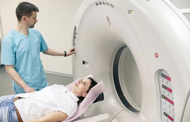 Chụp cộng hưởng từ MRI khiến nhiều người trám răng dễ ngộ độc