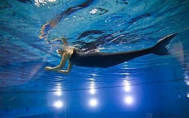 Công nghệ giúp người mất chân khiêu vũ và bơi như cá
