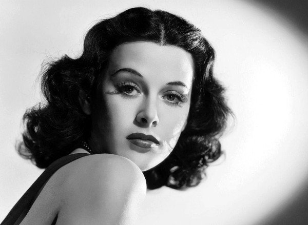 Cuộc đời và sự nghiệp của diễn viên kiêm nhà toán học Hedy Lamarr