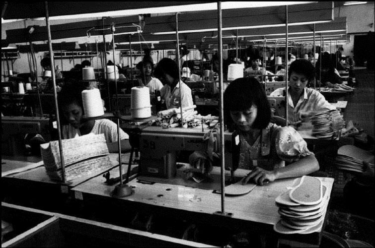 Cuộc sống ở Chợ Lớn năm 1991 qua ảnh Patrick Zachmann (Phần 2)