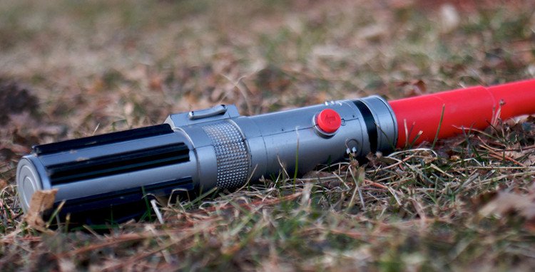 Điều gì sẽ xảy ra khi đấu tay đôi bằng kiếm ánh sáng lightsaber?