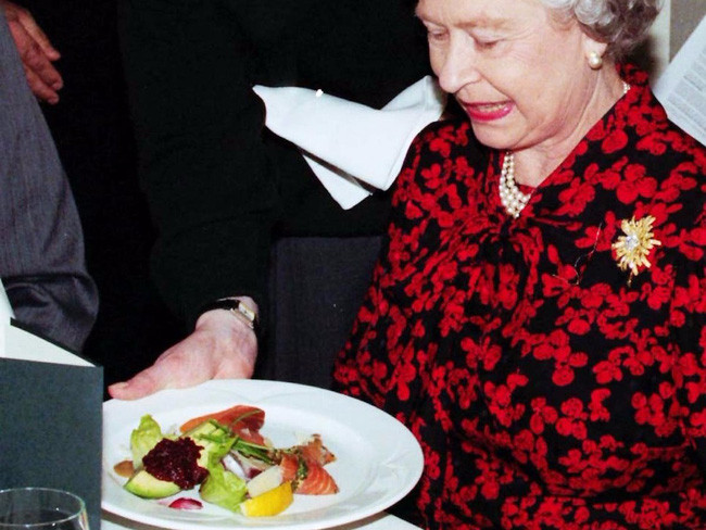 Đồ ăn hàng ngày của Nữ hoàng Anh sẽ có những gì nhỉ?