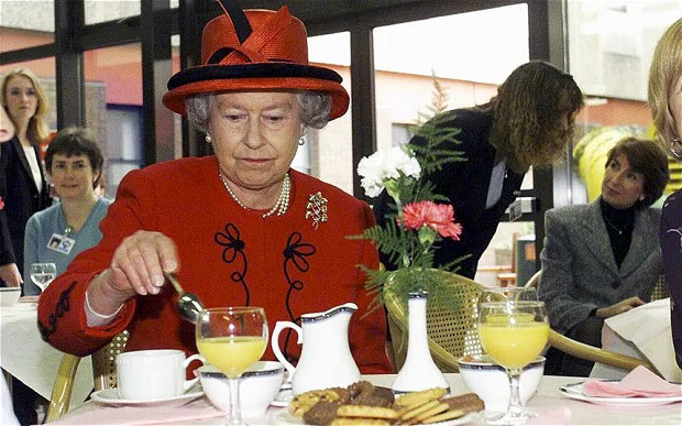 Đồ ăn hàng ngày của Nữ hoàng Anh sẽ có những gì nhỉ?