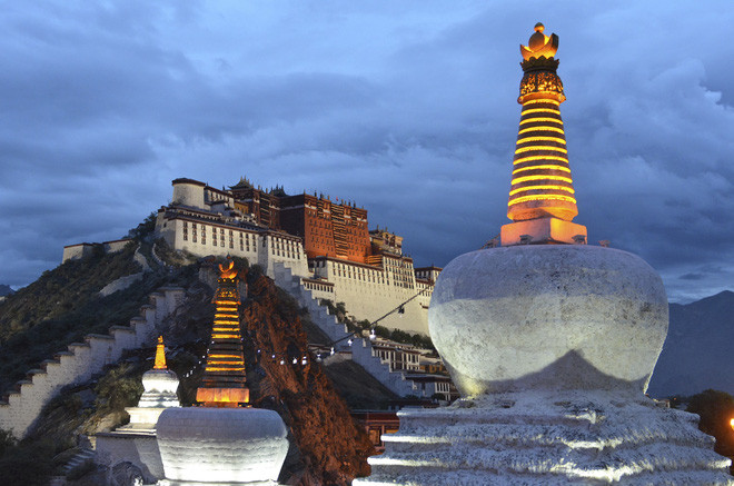 Giải mã bí ẩn tục lệ thiên táng kỳ lạ của người Tây Tạng