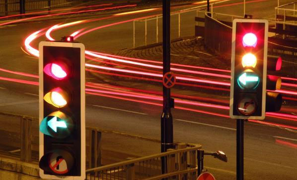 Giảm tắc đường bằng đèn giao thông ảo