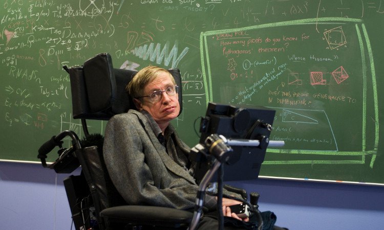 Giáo sư Stephen Hawking qua đời ở tuổi 76