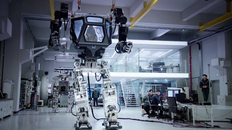 Hàn Quốc phát triển robot chiến đấu khổng lồ
