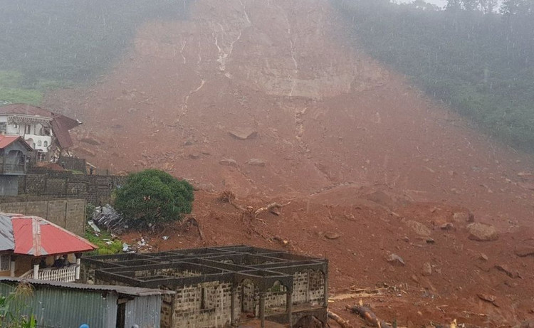 Hàng trăm người chết vì lũ lụt và lở bùn tại Sierra Leone