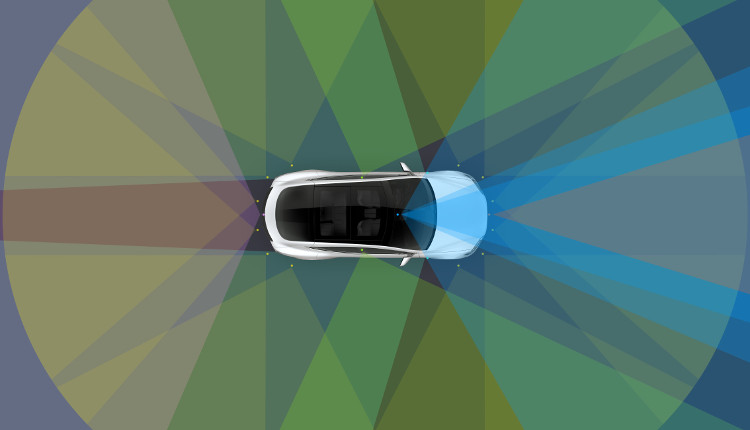 Hệ thống Autopilot trên xe điện của Tesla vượt trội như thế nào?