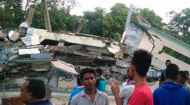 Indonesia động đất mạnh, ít nhất 18 người chết