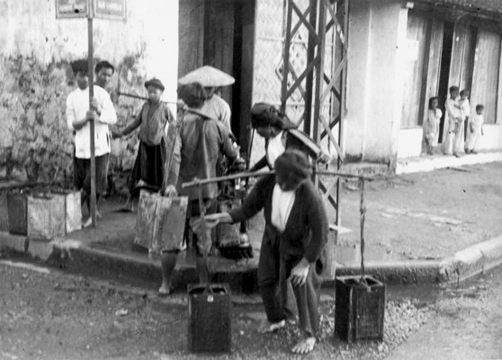 Khám phá cuộc sống ở Việt Nam 100 năm trước