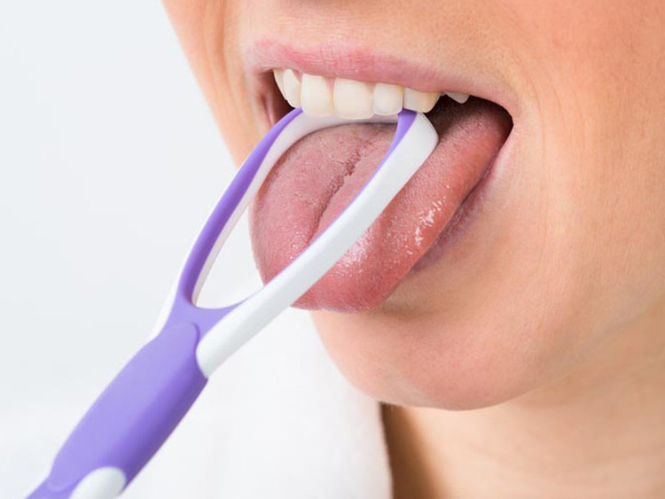 Không làm sạch lưỡi khi đánh răng nguy hiểm thế nào?
