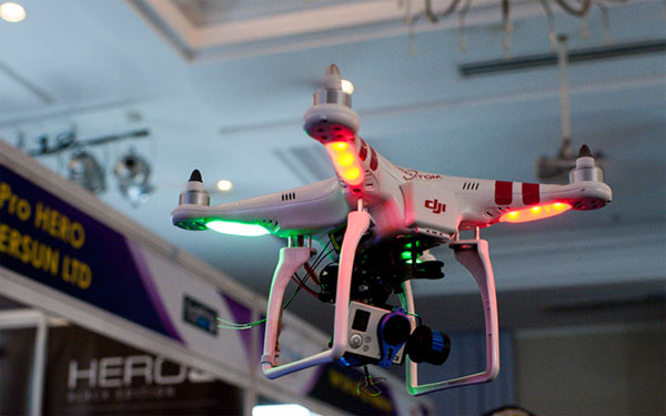 Lý do vận chuyển bằng drone chưa thể hiện thực hóa