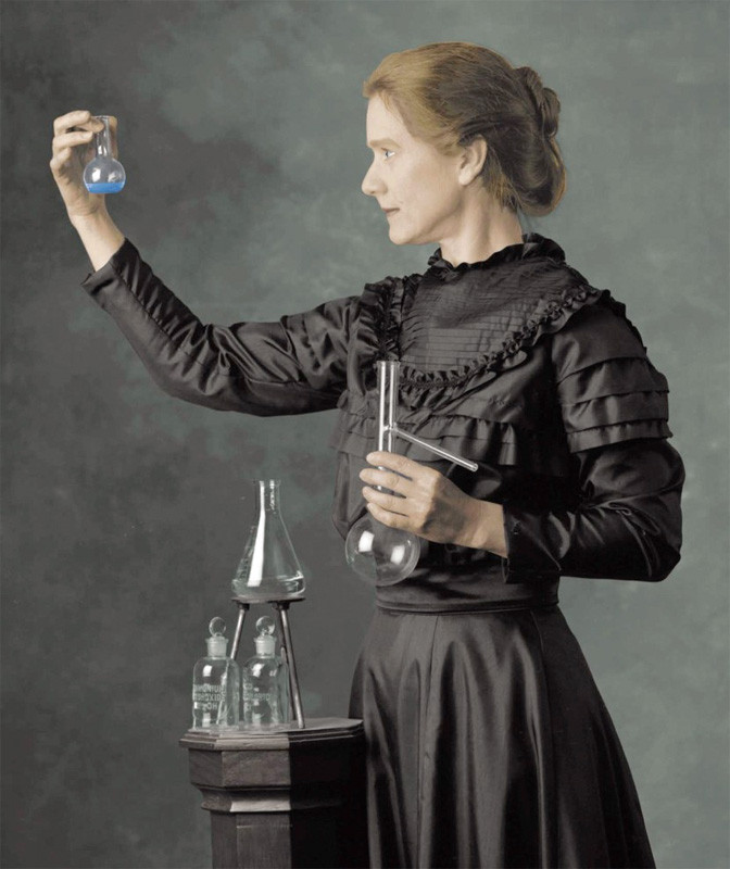 Marie Curie xây giấc mơ khoa học từ phòng thí nghiệm tồi tàn