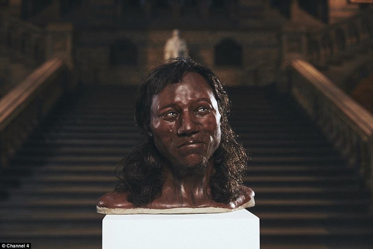 Mục sở thị gương mặt người đàn ông chết cách đây 10.000 năm