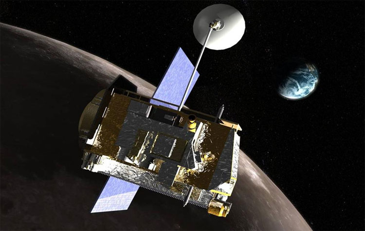 NASA tìm thấy tàu vũ trụ thất lạc 8 năm trên quỹ đạo Mặt Trăng