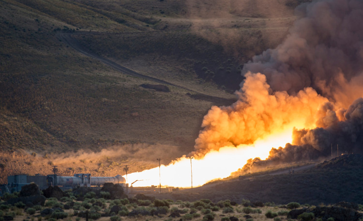 NASA vừa thử nghiệm thành công tên lửa đẩy mạnh nhất hành tinh