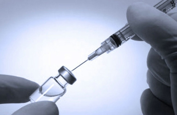 Ngày 23/7: Vắc-xin biến đổi gen được phê duyệt, ca nhân bản chuột đầu tiên trên thế giới