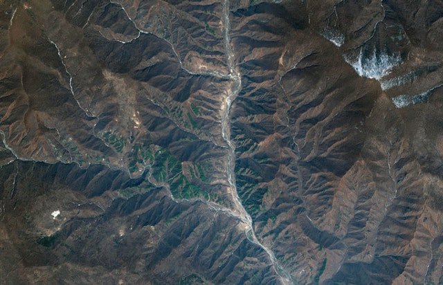 Ngọn núi Triều Tiên xê dịch hơn ba mét do thử hạt nhân