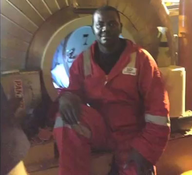 Người may mắn sống sót 60 tiếng dưới đáy Đại Tây Dương trước khi được thợ lặn giải cứu