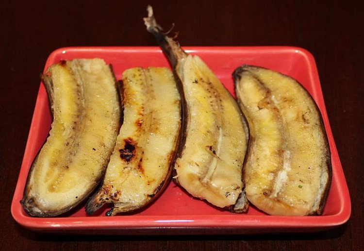 Nhật Bản lai tạo thành công chuối có thể ăn cả vỏ, giá 6 USD/quả