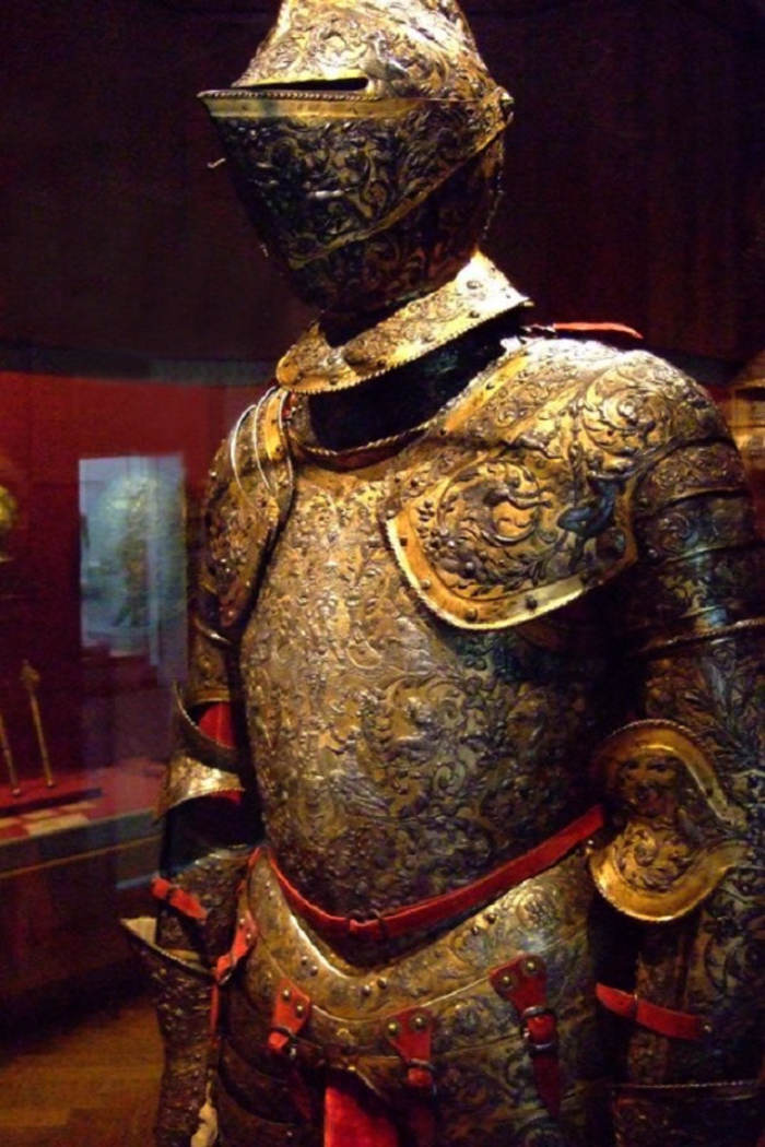 Những bộ áo giáp cổ xưa nổi tiếng nhất lịch sử