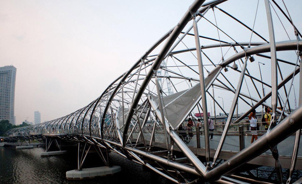 Những cây cầu kiệt tác kiến trúc của thế giới