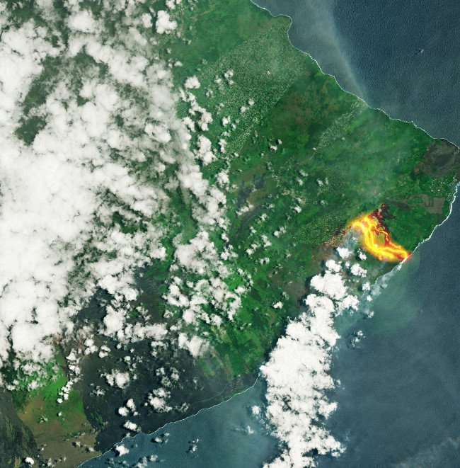 Núi lửa phun trào ở Hawaii, dung nham có thể được nhìn thấy từ ngoài vũ trụ
