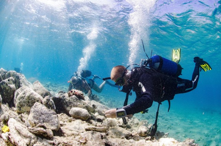 Phát hiện 8 xác tàu 2.000 năm tuổi dưới biển Hy Lạp