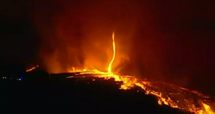 Quỷ lửa xuất hiện trong đám cháy rừng ở Bồ Đào Nha
