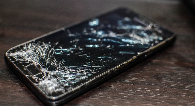 Sắp có smartphone màn hình graphene không thể vỡ
