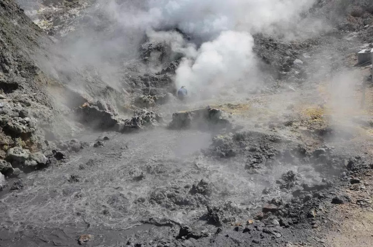 Siêu núi lửa Italy sắp tỉnh giấc, đe dọa nửa triệu dân