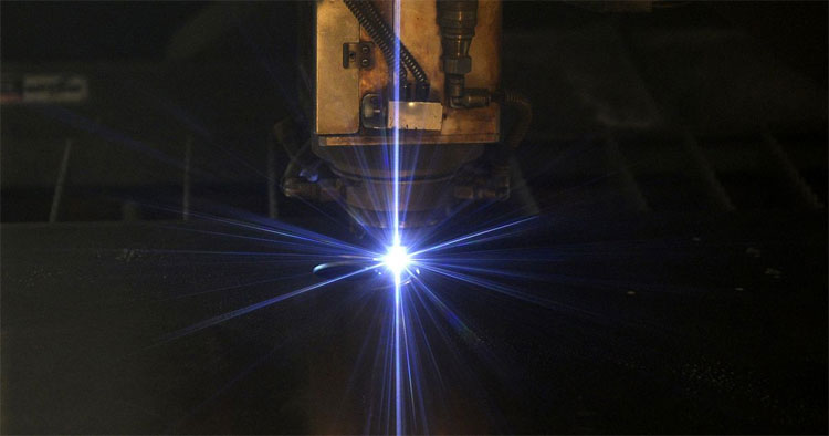Siêu súng laser công suất 1000W đã ra đời, mạnh gấp 10 lần tiêu chuẩn thường