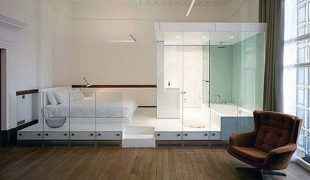 Tại sao nhiều khách sạn lại làm phòng tắm trong suốt?